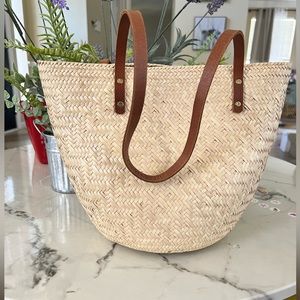 Perfect for summer, Madewell raffia bag